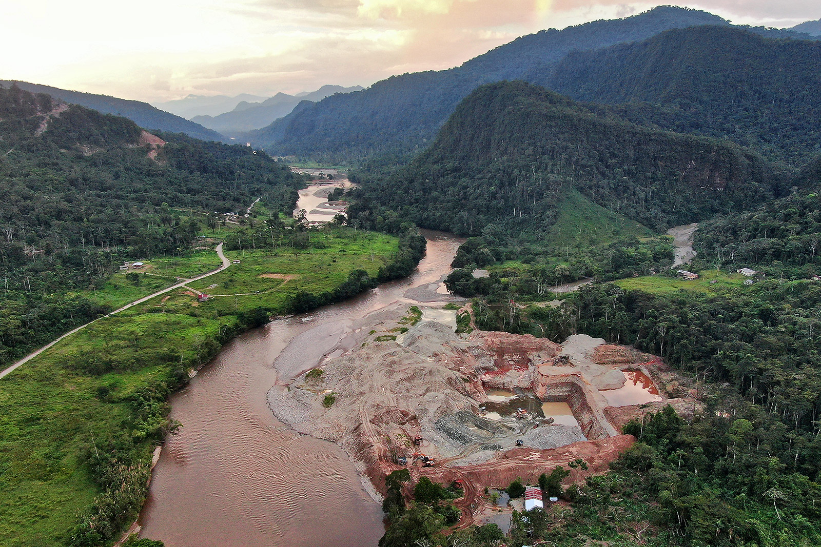 Image showing an illegal gold mining operation along the shores of the Nangaritza River